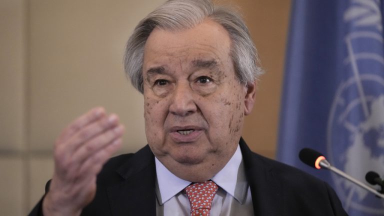 Πρώτη επίσκεψη Γκουτέρες στη Συρία – Συναντήσεις με Αλ-Σαράα και κυβερνητικούς αξιωματούχους
