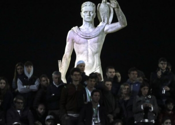 Σάλος στην Ιταλία για ψηφιακή φόρμα που καλούσε σε «ανθρωποκυνηγητό Εβραίων» - Εικόνα