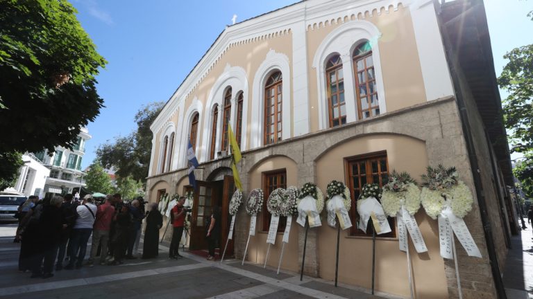 Σε κλίμα συγκίνησης το τελευταίο «αντίο» στη Βάγια Νέστορα