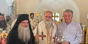 Στα «Θυρανοίξια» του Καθολικού στη Μονή Κουδουμά ο Σταύρος Αρναουτάκης