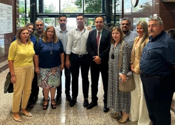 Στην σύσκεψη με τον Υπουργό Ηλεκτρονικής Διακυβέρνησης Δημήτρη Παπαστεργίου ο Νίκος Καλογερής