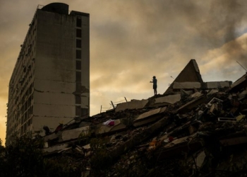 Στους 2.645 οι νεκροί, πάνω από 12.500 οι τραυματίες από τους σεισμούς στη Βενεζουέλα