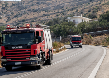 Σύλληψη στη Χίο για πυρκαγιά από αμέλεια κατά τη χρήση θαμνοκοπτικού μηχανήματος