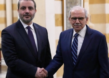 Συρία: Ανοίγει δίαυλο προς Χεζμπολάχ εν μέσω επίσκεψης στη Βηρυτό και αμερικανικών πιέσεων