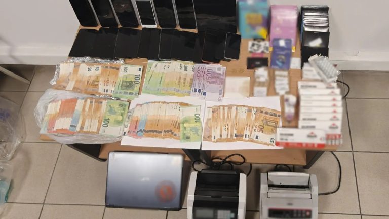Θεσσαλονίκη: Στα δίχτυα της ΕΛ.ΑΣ κύκλωμα εκβιαστών τοκογλύφων - Πώς προσπαθούσαν να νομιμοποιήσουν τα έσοδά τους