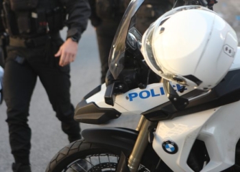Θεσσαλονίκη:49χρονη με ρόπαλο του μπέιζμπολ εισέβαλε σε κατάστημα ψιλικών
