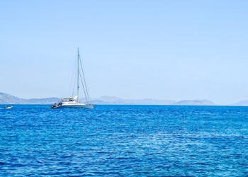 Θεσσαλονίκη:Ανατροπή σκάφους στη Θάσο