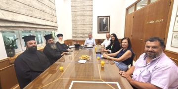 Τι συζητήθηκε μεταξύ του Σταύρου Αρναουτάκη και του Μητροπολίτη Ιεραπύτνης και Σητείας Κύριλλου