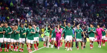 Το Μεξικό κέρδισε 2-0 τον Ισημερινό και… πέταξε για τους «16» του Μουντιάλ