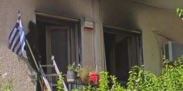 Τραγωδία από φωτιά σε διαμέρισμα στα Πατήσια - Μία νεκρή και ένας άνδρας με εγκαύματα