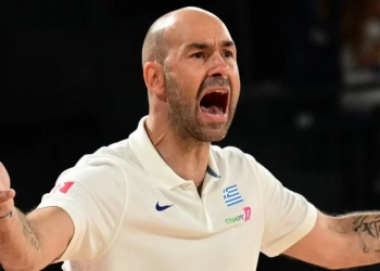 Βασίλης Σπανούλης: “Αισθάνομαι ντροπή μετά από αυτή την εμφάνιση”