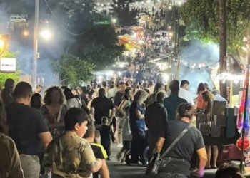 Βόνη: Το αδιαχώρητο από το πρώτο κιόλας βράδυ της εμποροπανήγυρης