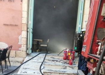 Xανιά: Φωτιά σε κατάστημα στο ενετικό λιμάνι