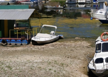 Ξηρασία σε Ιταλία και Ελβετία - Σε συναγερμό οι ιταλικές αρχές για τη στάθμη των υδάτων στη λεκάνη του Πάδου
