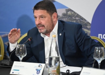 Υπεγράφη η σύμβαση κατασκευής του εσωτερικού δικτύου αποχέτευσης Παιανίας