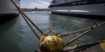 Απαγορευτικό απόπλου από Ραφήνα και Λαύριο λόγω των θυελλωδών ανέμων
