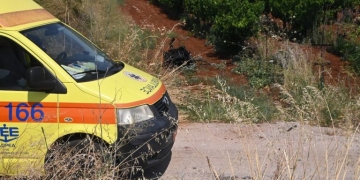 Χαλκιδική: Επιχείρηση διάσωσης 49χρονης Γερμανίδας σε δύσβατο σημείο στη Συκιά