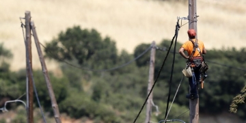 Χανιά: Συνελήφθη υπάλληλος του ΔΕΔΔΗΕ για πυρκαγιά στα Σφακιά