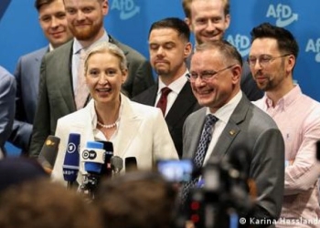Χίλιοι νομικοί: Δράστε κατά της ΑfD πριν είναι πολύ αργά