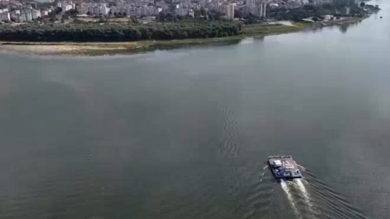 Δούναβης: Η ιστορική ξηρασία παραλύει την Κεντρική Ευρώπη – Εκτός λειτουργίας ο πυρηνικός σταθμός Paks, προβλήματα σε Ρουμανία, Σερβία και ναυσιπλοΐα