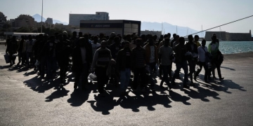 Δύο επιχειρήσεις διάσωσης τα ξημερώματα στην Κρήτη – 134 μετανάστες σε Γαύδο και Ιεράπετρα