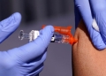 Εγκρίθηκε στις ΗΠΑ το πρώτο mRNA εμβόλιο γρίπης – Νέα επιλογή για τους άνω των 50 ετών
