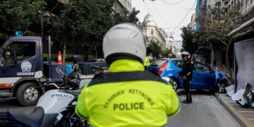 Έλεγχοι Τροχαίας Αττικής: 36 συλλήψεις οδηγών - Οι 17 για κατανάλωση αλκοόλ
