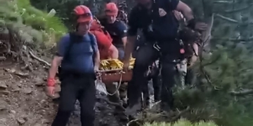 Επιχείρηση διάσωσης στο φαράγγι της Ίμπρου – Τραυματίστηκε 54χρονος τουρίστας