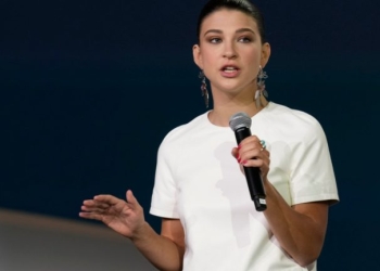 Φίμπι Γκέιτς: Νέα στοιχεία για το «cookie stuffing» στην startup της – Τι γνώριζαν οι ιδρύτριες και γιατί μπαίνει στο κάδρο το wire fraud