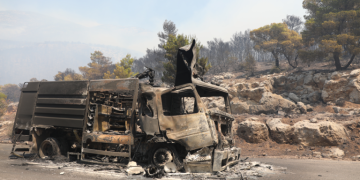 Φονικές πυρκαγιές στο Ρέθυμνο: 19 κτίρια κρίθηκαν «κόκκινα»