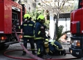 Φωτιά σε ακατοίκητο κτίριο στην οδό Κουμουνδούρου - Απεγκλωβίστηκε άτομο