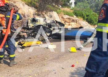 Φωτογραφίες-ντοκουμέντο από τα συντρίμμια του ενός ελικοπτέρου που συνετρίβη στην Ψάθα