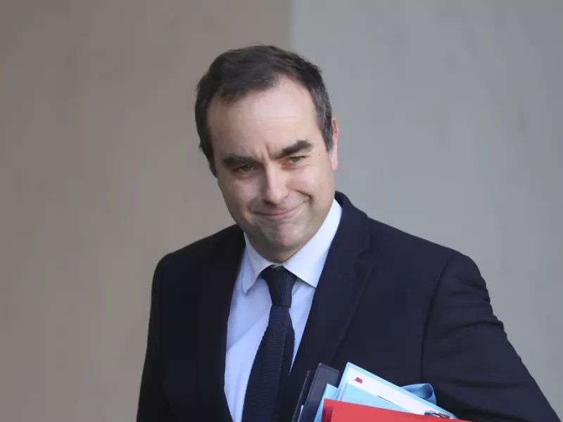 Λεκορνί