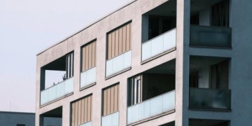 Γερμανία: Ψαλίδι στα επιδόματα στέγασης