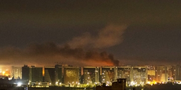 Η πρεσβεία της Λιθουανίας στο Κίεβο υπέστη ζημιές καθώς πύραυλος έπεσε δίπλα στην περίφραξή της