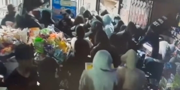 ΗΠΑ: 40 άτομα λεηλάτησαν οικογενειακή επιχείρηση μέσα σε δύο λεπτά – Δείτε βίντεο
