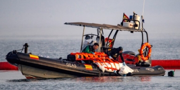 Ισπανία: Συνεχίζονται οι έρευνες για τον εντοπισμό νεκρών στα ανοικτά της Θέουτα