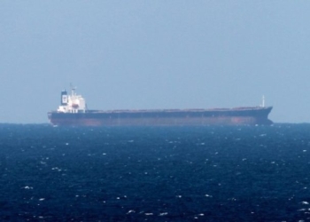 Ιταλία: Ευρωπαϊκή δύναμη επιθεώρησε τάνκερ του ρωσικού «σκιώδους στόλου» στη Μεσόγειο