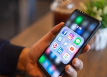 Meta και TikTok: Συμφωνία με την ΕΕ για fact-checking στις αναρτήσεις για τις μεταναστευτικές ροές προς Ισπανία
