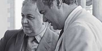 Ο Μάνος Χατζιδάκις και το Ηράκλειο: Γιατί έχουν πολλά χρόνια να γίνουν αφιερώματα στην μουσική του