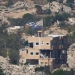 Οι σημαίες του Ισραήλ σε δρόμο του Λιβάνου παραβιάζουν ψήφισμα του ΟΗΕ, δηλώνει η UNIFIL