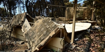 Ολοκληρώθηκαν 325 αυτοψίες στις πληγείσες από τις πυρκαγιές περιοχές