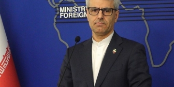 Ορμούζ: Ιράν και Ομάν «κλειδώνουν» νέα ασφαλή διαδρομή – Οι όροι της Τεχεράνης
