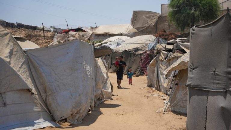 Πάνω από 800.000 Παλαιστίνιοι ζουν σε άθλιες συνθήκες στους καταυλισμούς της Γάζας - Δείτε εικόνες
