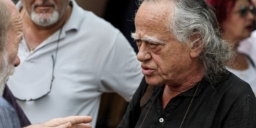 Ποιος ήταν ο Νίκος Καλογερόπουλος: Οι ξεχωριστές ερμηνείες στο «Μάθε παιδί μου γράμματα» και «Λούφα και Παραλλαγή»
