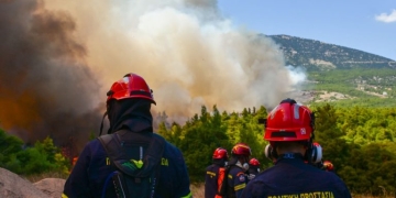 Πολύ υψηλός ο κίνδυνος πυρκαγιάς και αύριο, Τετάρτη - Σε επιφυλακή Πυροσβεστική και Πολιτική Προστασία