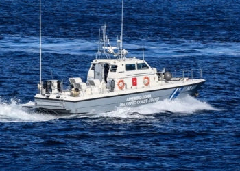 Ψάχνουν για τυχόν αγνοούμενους ανοιχτά της Γαύδου – Διασώθηκαν 48 μετανάστες