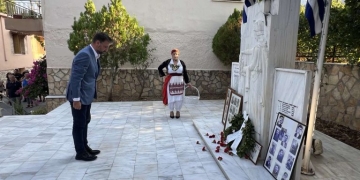 Σάρχος: Τίμησαν τη μνήμη των 35 Εθνομαρτύρων που εκτελέστηκαν
