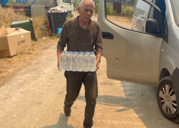 Στις πυρόπληκτες περιοχές της Δυτικής Αττικής κλιμάκιο του ΣΥΡΙΖΑ-ΠΣ