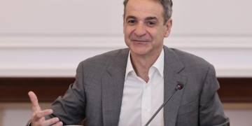Στο νοσοκομείο Χανίων ο Κυριάκος Μητσοτάκης μετά από ατύχημα με ποδήλατο